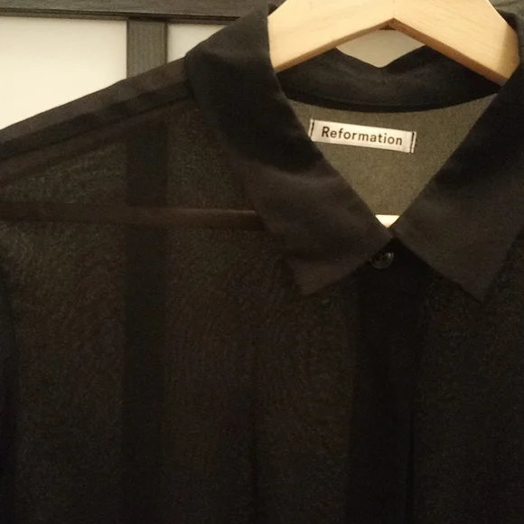 Violet top from Reformation - Picture 4 of 11